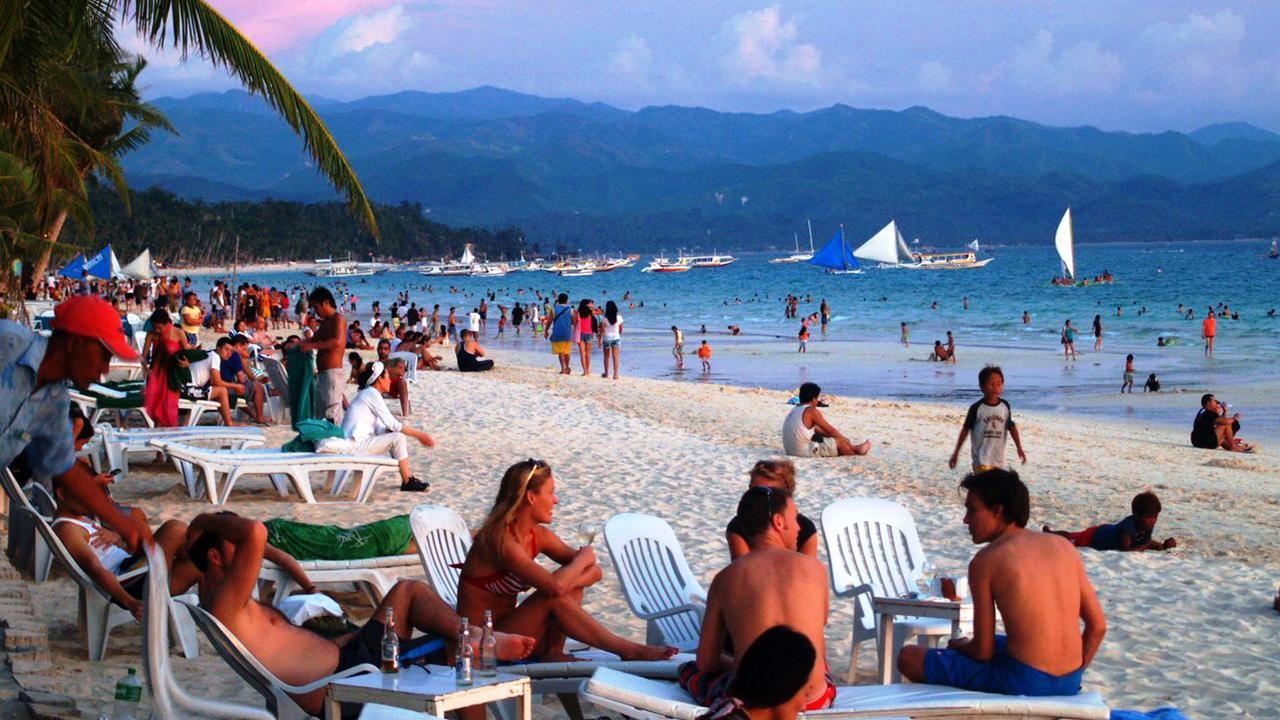 View Talay 1B Holidays Pattaya Eksteriør billede